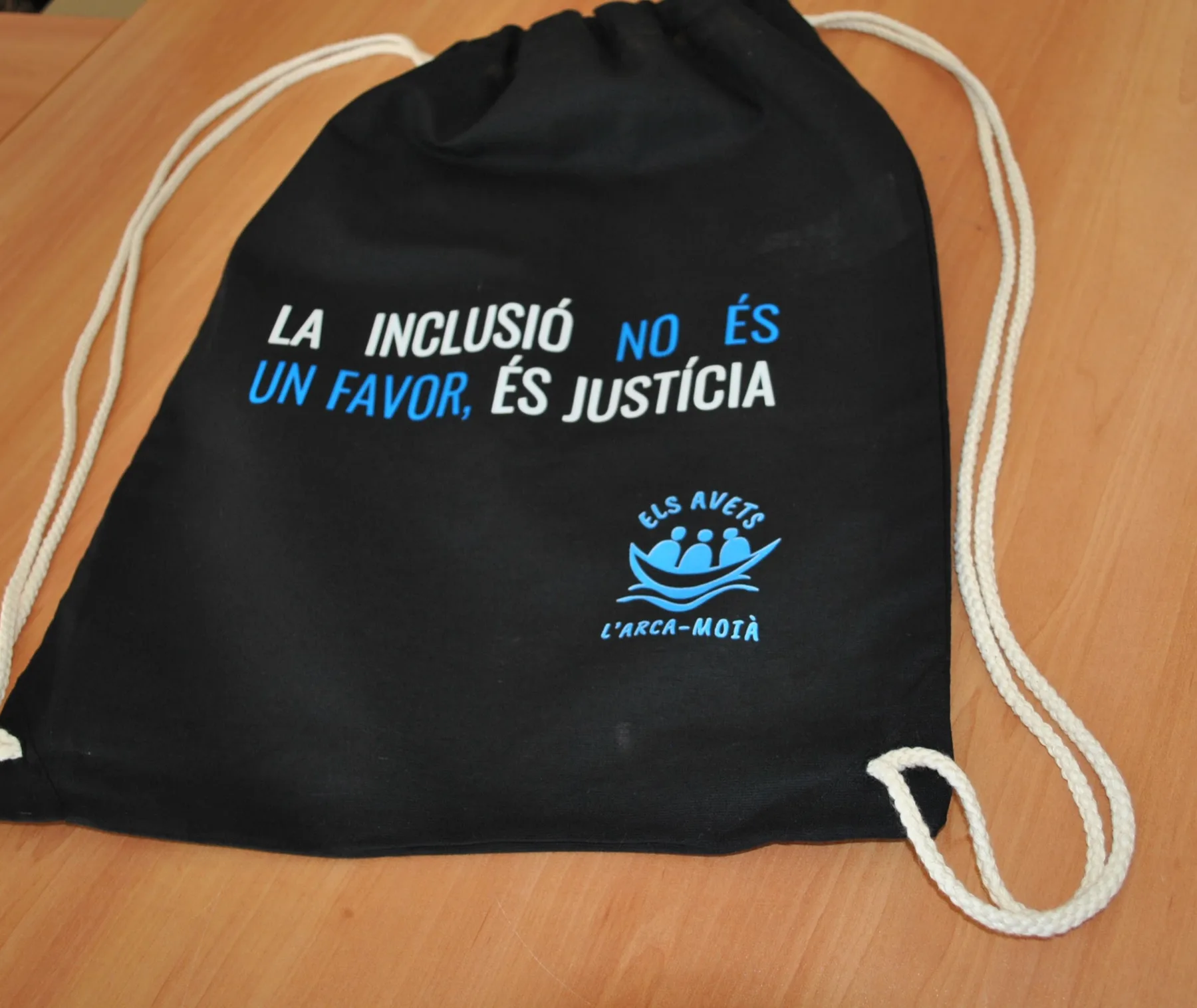 Motxilla cordes la inclusio 1